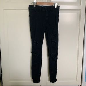 Black ripped hollister jeans